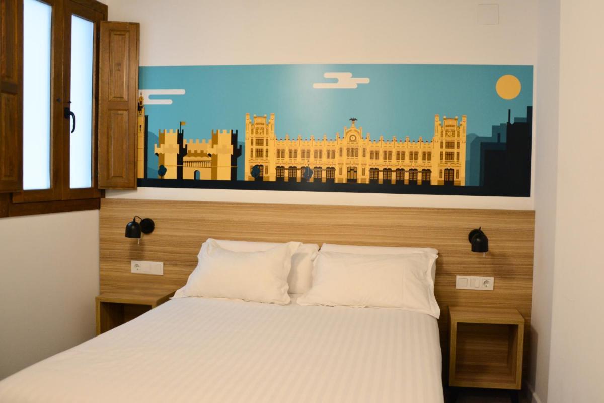 Original Domino House Hotel Valencia Bagian luar foto